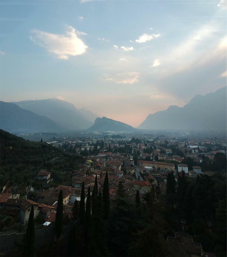 Dimora Storica Caproni Daire Arco Dış mekan fotoğraf